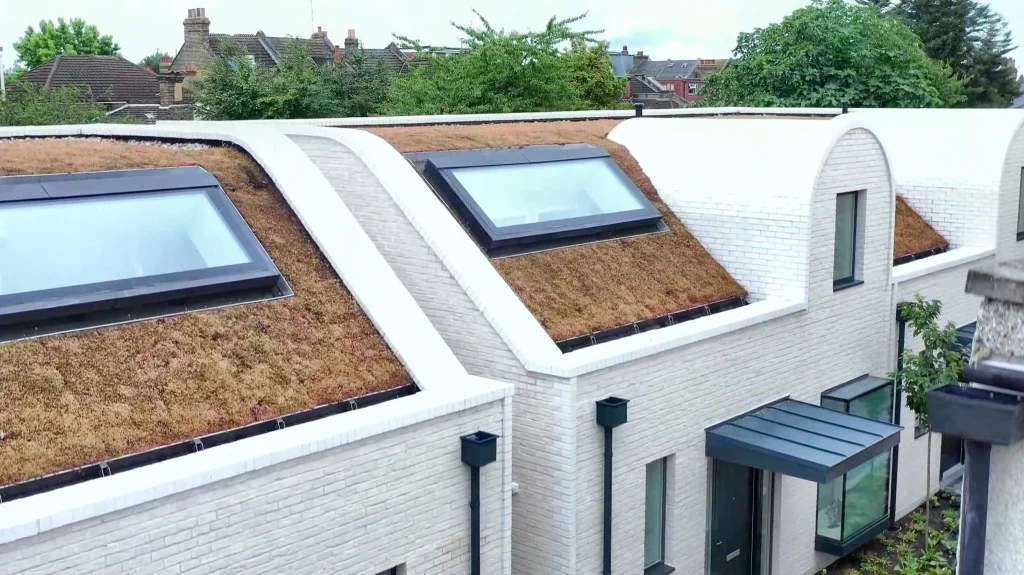 Green roof solution at Stark Mews Wolsey Avenue